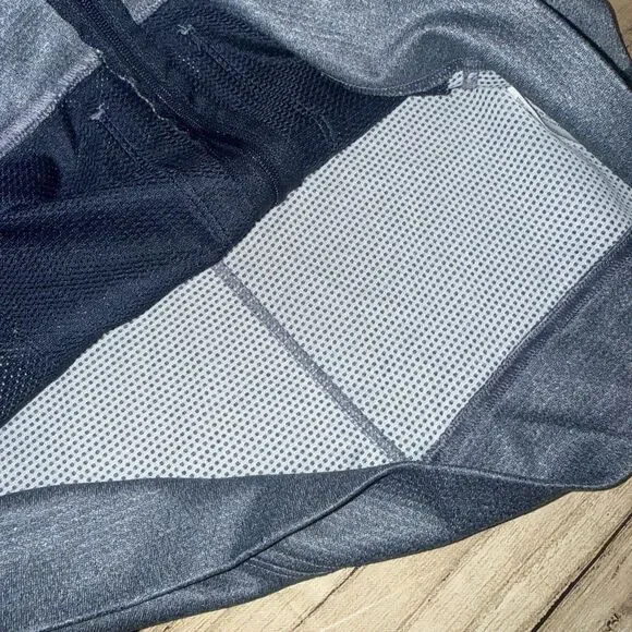 Nike Women’s XS Dri-Fit Full Zip Lightweight Jacket - Picture 8 of 12